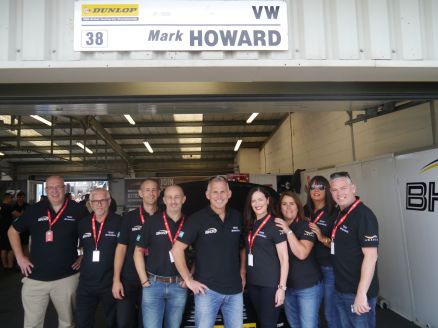Dimensions supports Mark Howard at BTCC